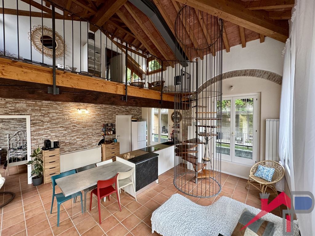 Brivio panoramico appartamento vista fiume